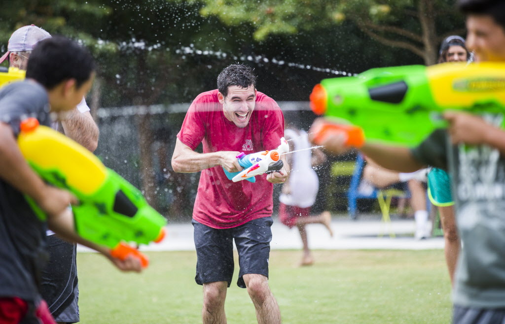 Dallas Water Gun Fight He Wines She Dines