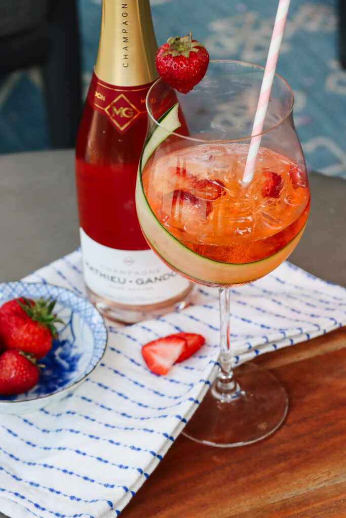 Rosé Honey Spritz